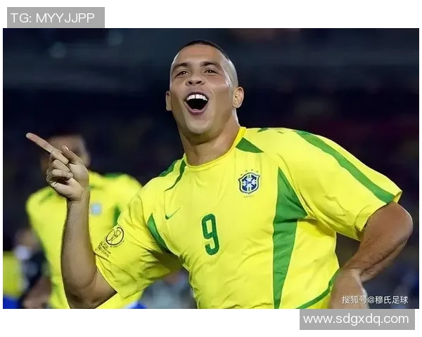 与足球巨星面对面:一次难忘的亲身接触与互动经历 与足球巨星面对面:一次难忘的亲身接触与互动经历