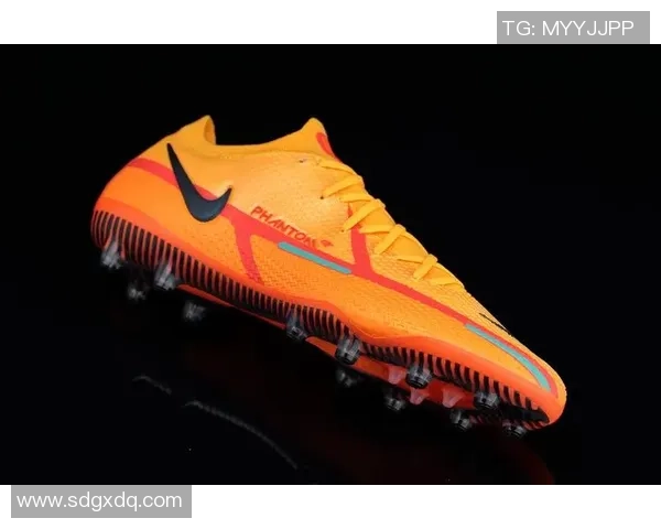 GT2足球鞋有哪些球星穿过 盘点使用过该鞋款的顶级球员 GT2足球鞋有哪些球星穿过 盘点使用过该鞋款的顶级球员