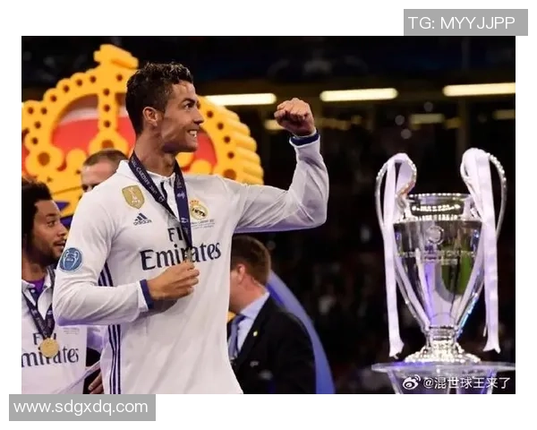 球星热评C罗足球技术与成就 展现无可匹敌的传奇风采